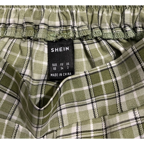 Shein Elastic Waist Plaid Flare Leg Pants. Size 2 - Picture 9 of 10